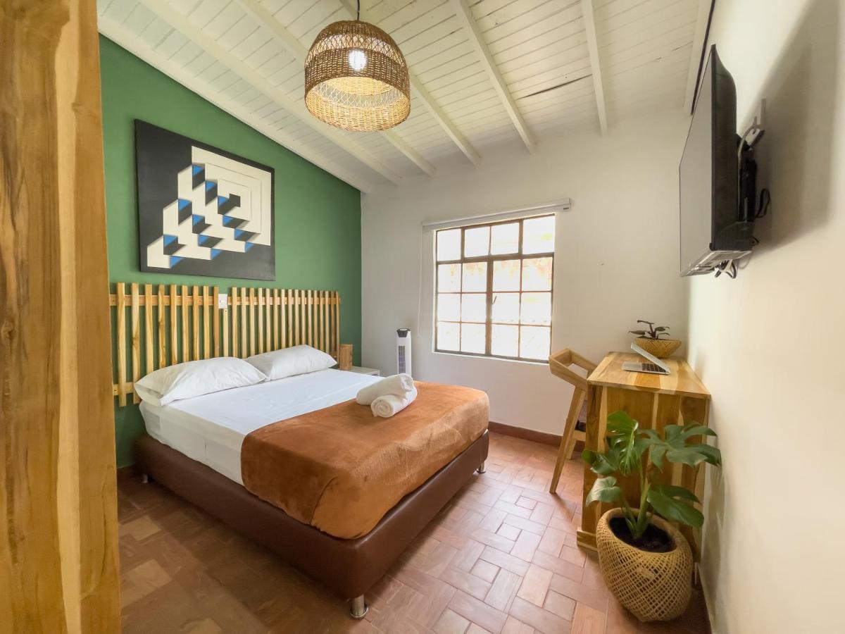 Hotel Casa Las Palmas Medellín Esterno foto