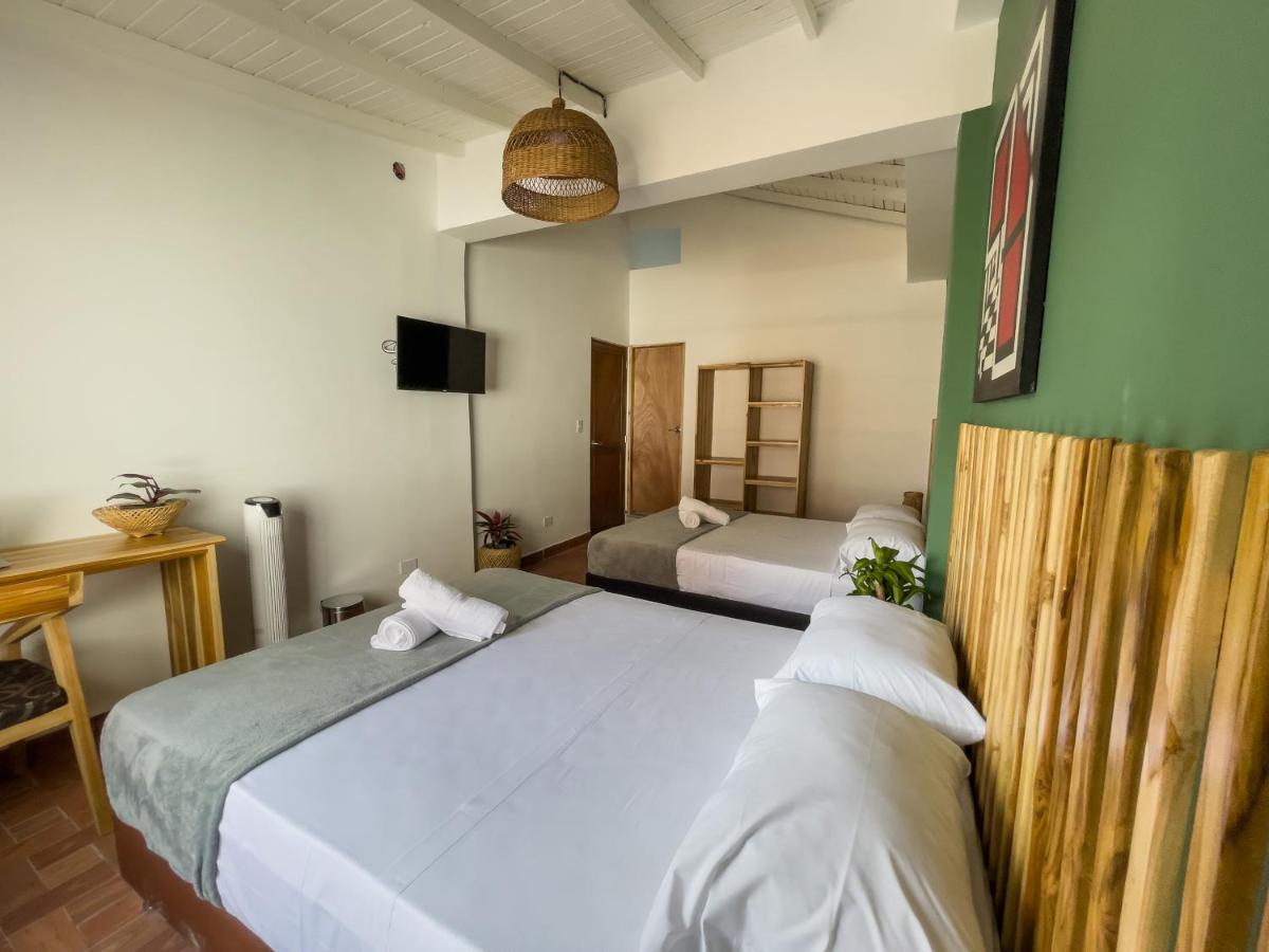 Hotel Casa Las Palmas Medellín Esterno foto